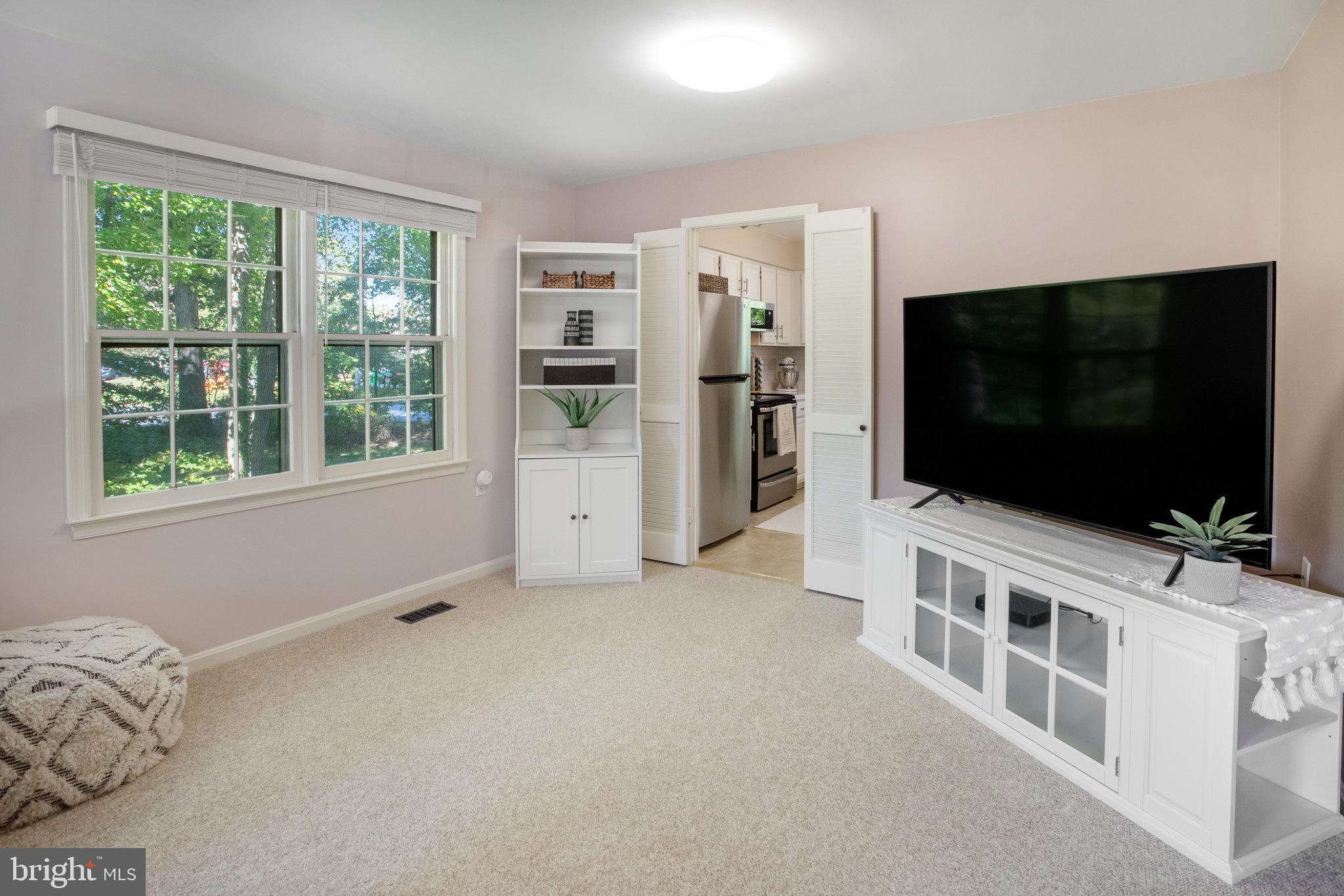 11324 Cromwell COURT