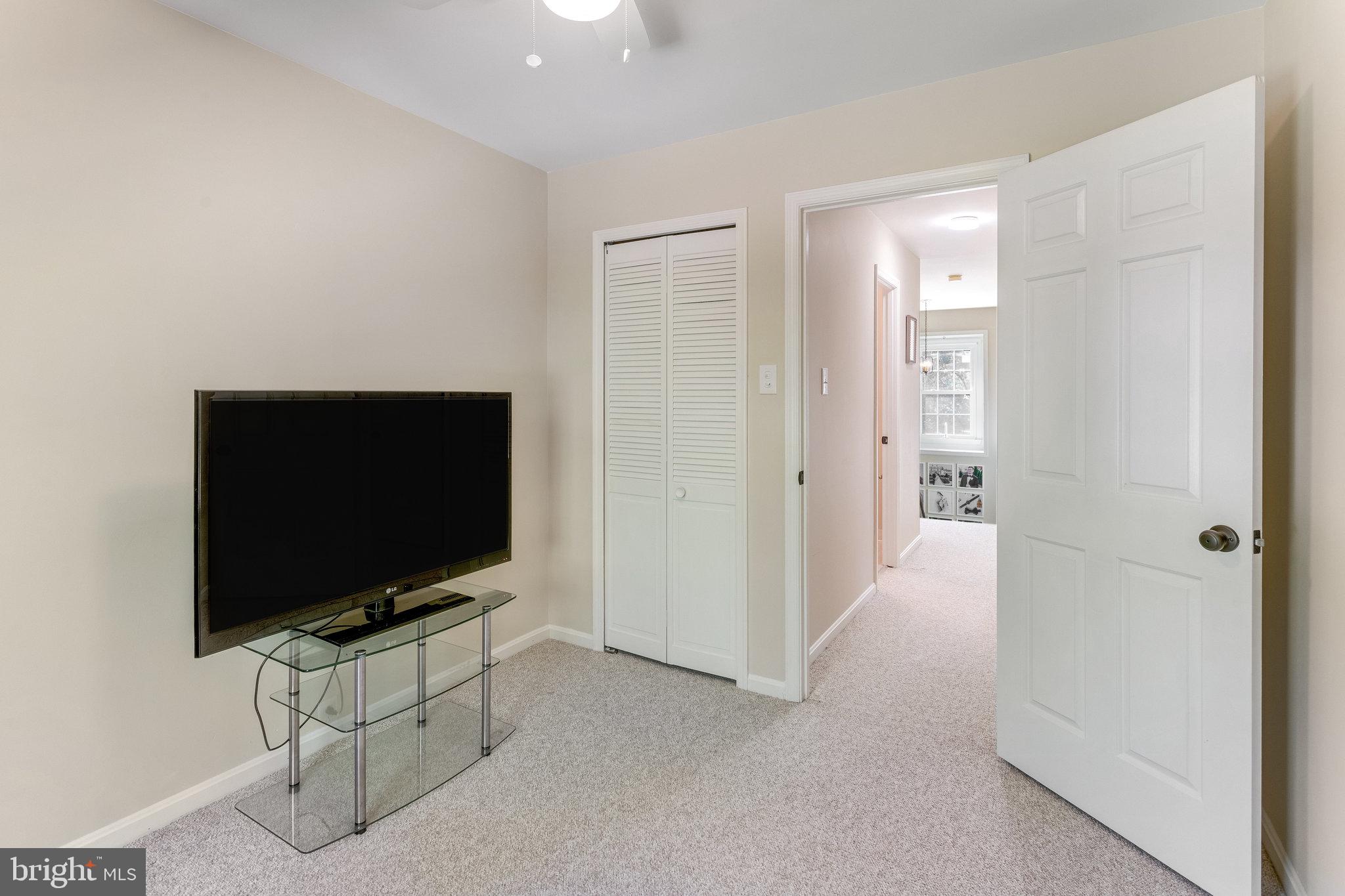 11324 Cromwell COURT