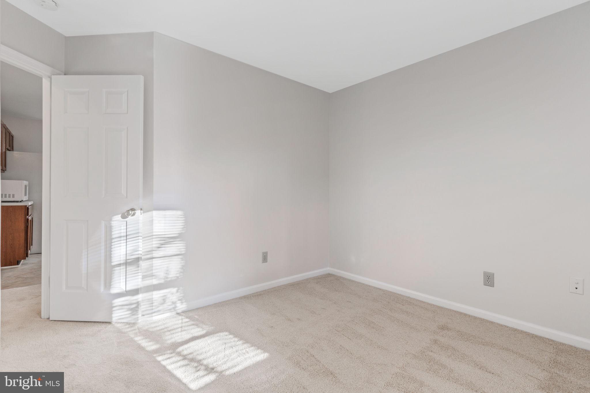 10801 Crestwood Dr
