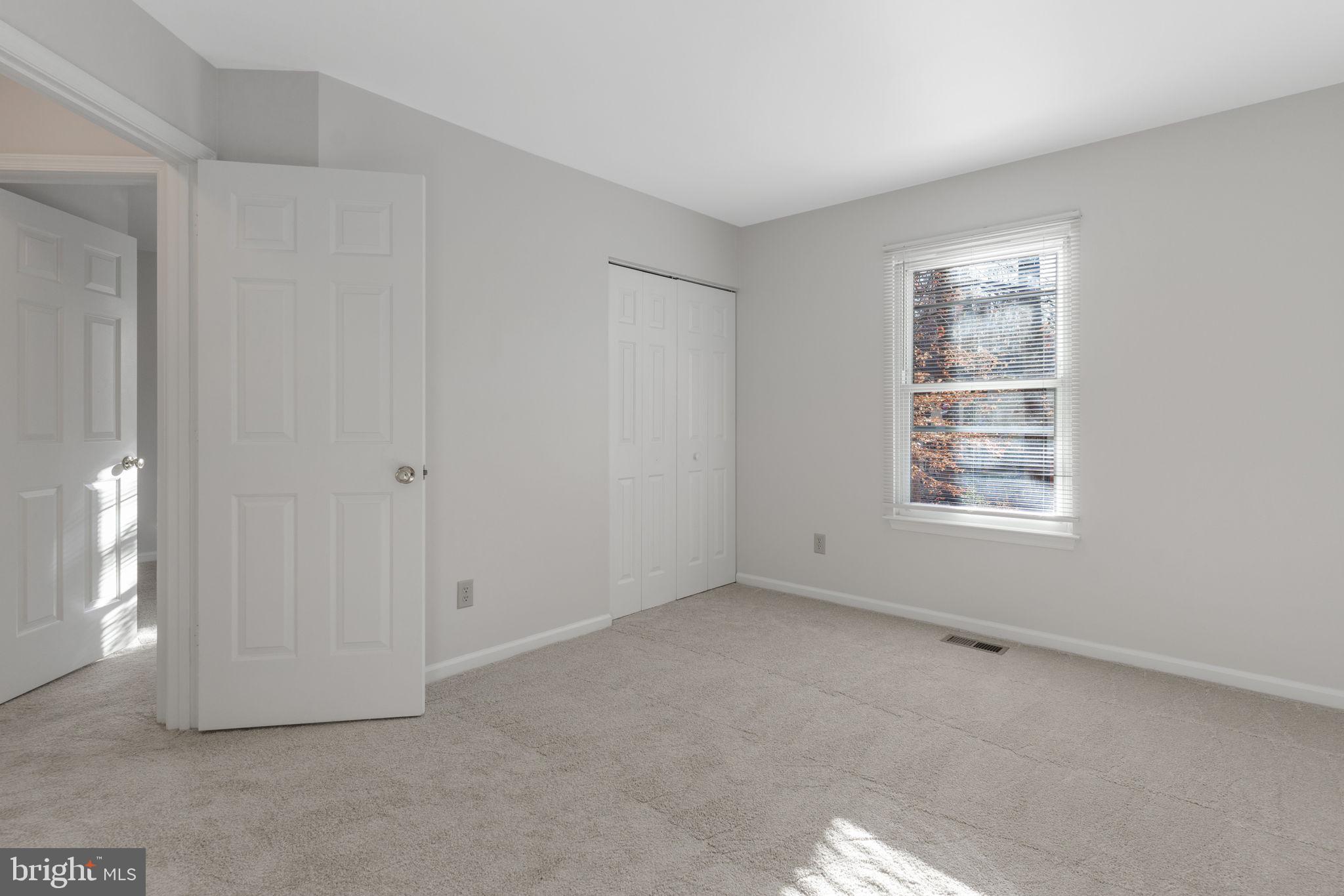10801 Crestwood Dr
