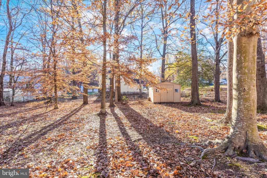 10801 Crestwood Dr