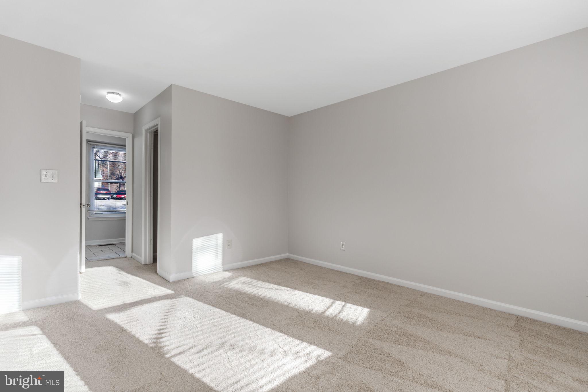 10801 Crestwood Dr