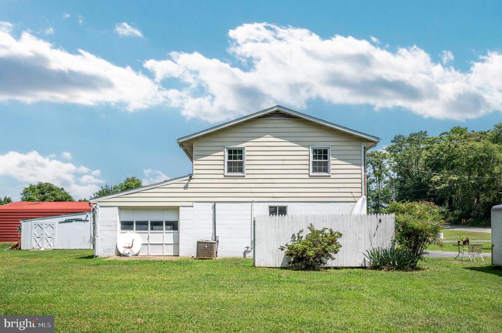 103 Camp Selden Rd