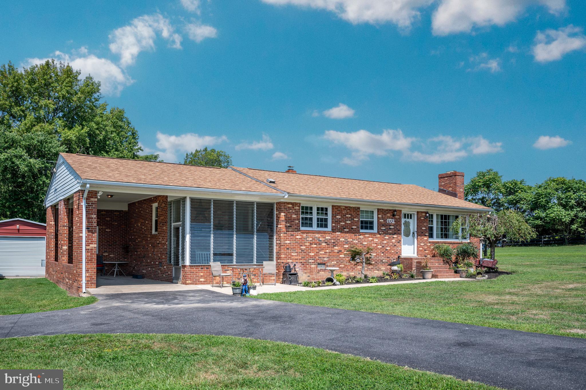 103 Camp Selden Rd