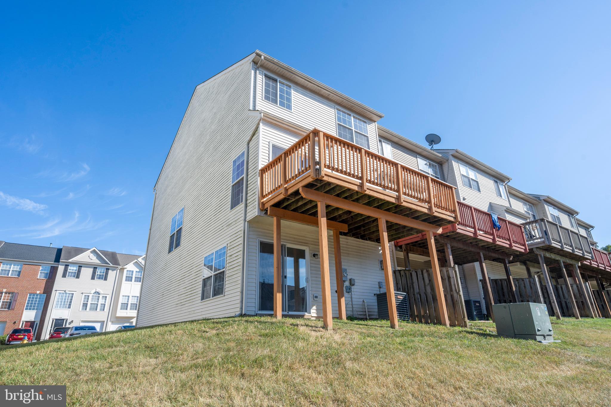 200 CHESTERBROOK COURT