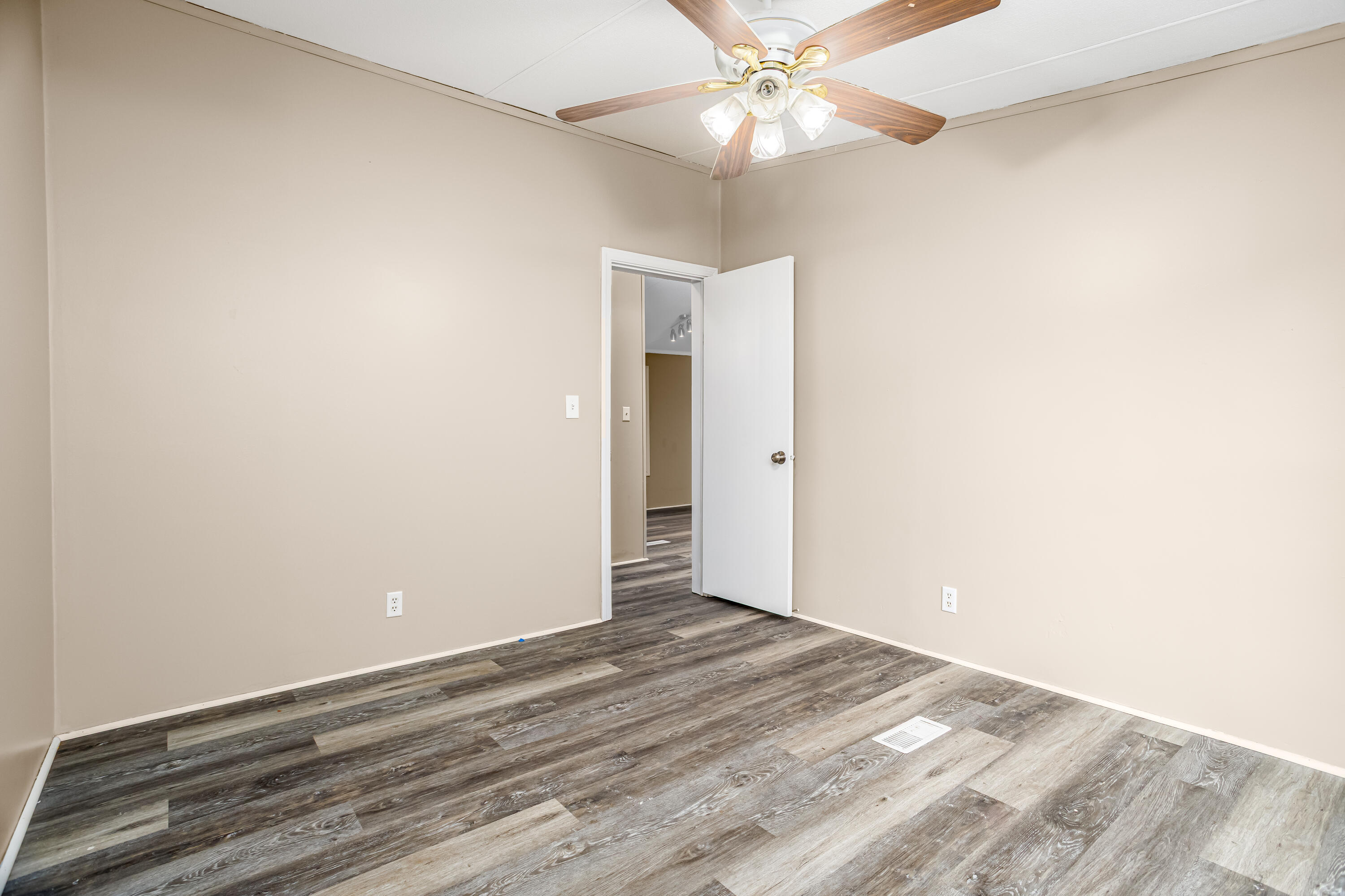 35 Marshwood Drive