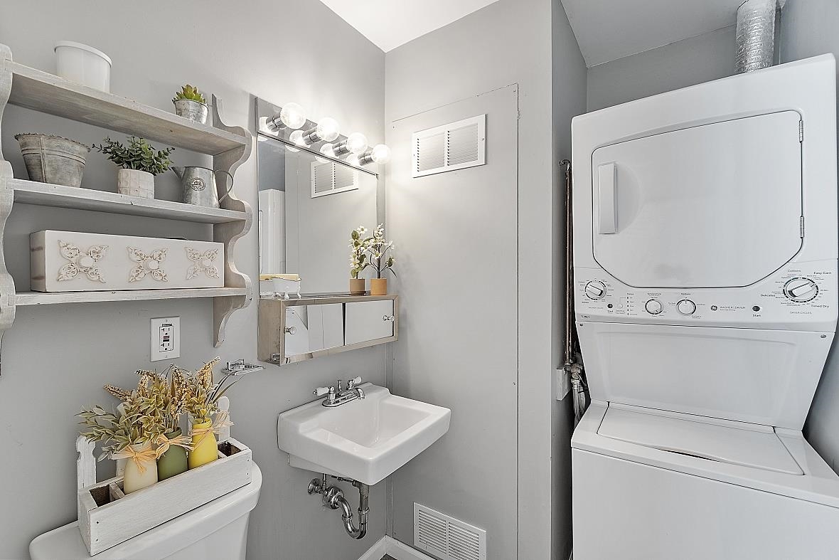 111 Coburn Avenue Unit: 97