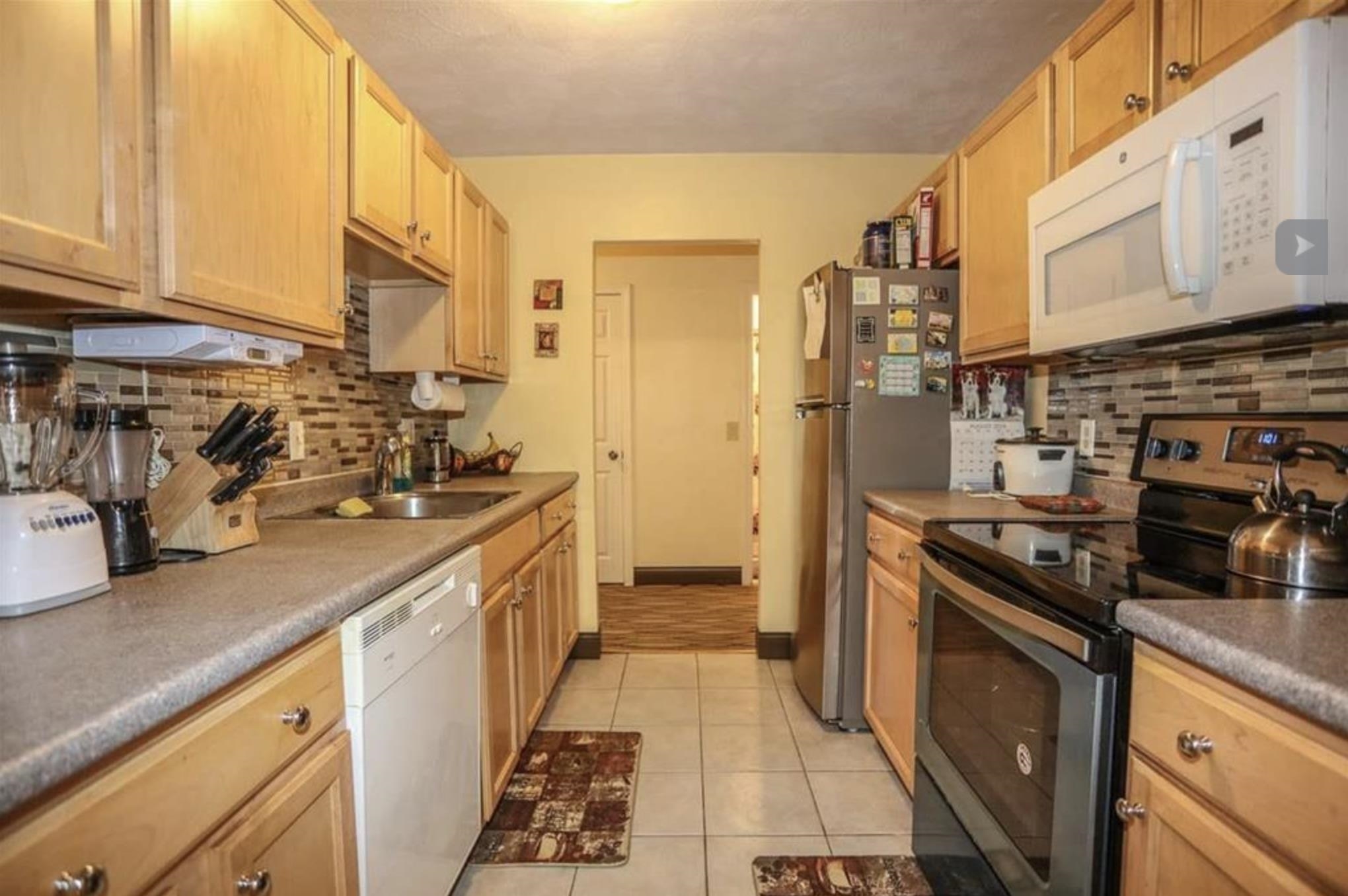 11 Strawberry Bank Road Unit: 17