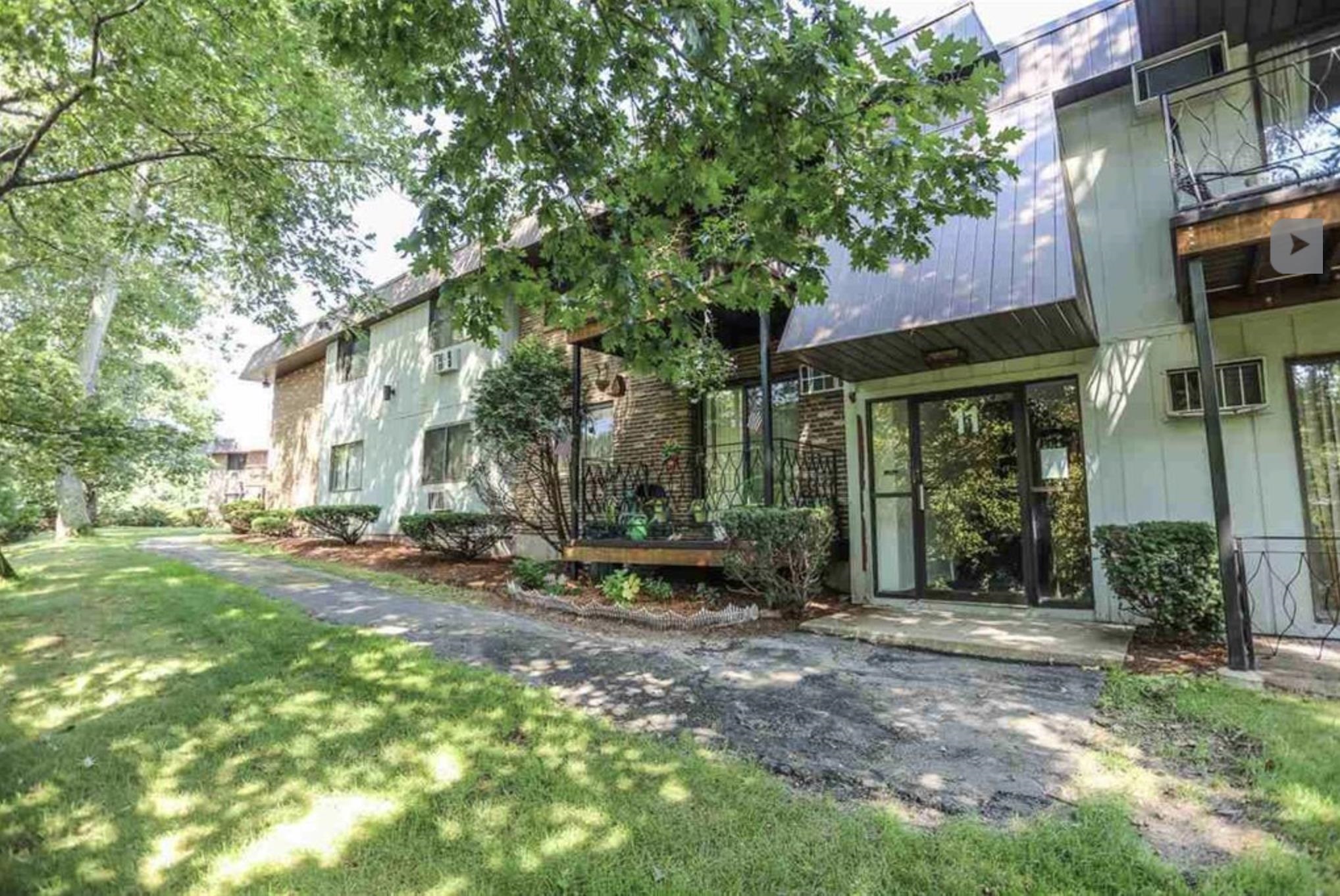 11 Strawberry Bank Road Unit: 17