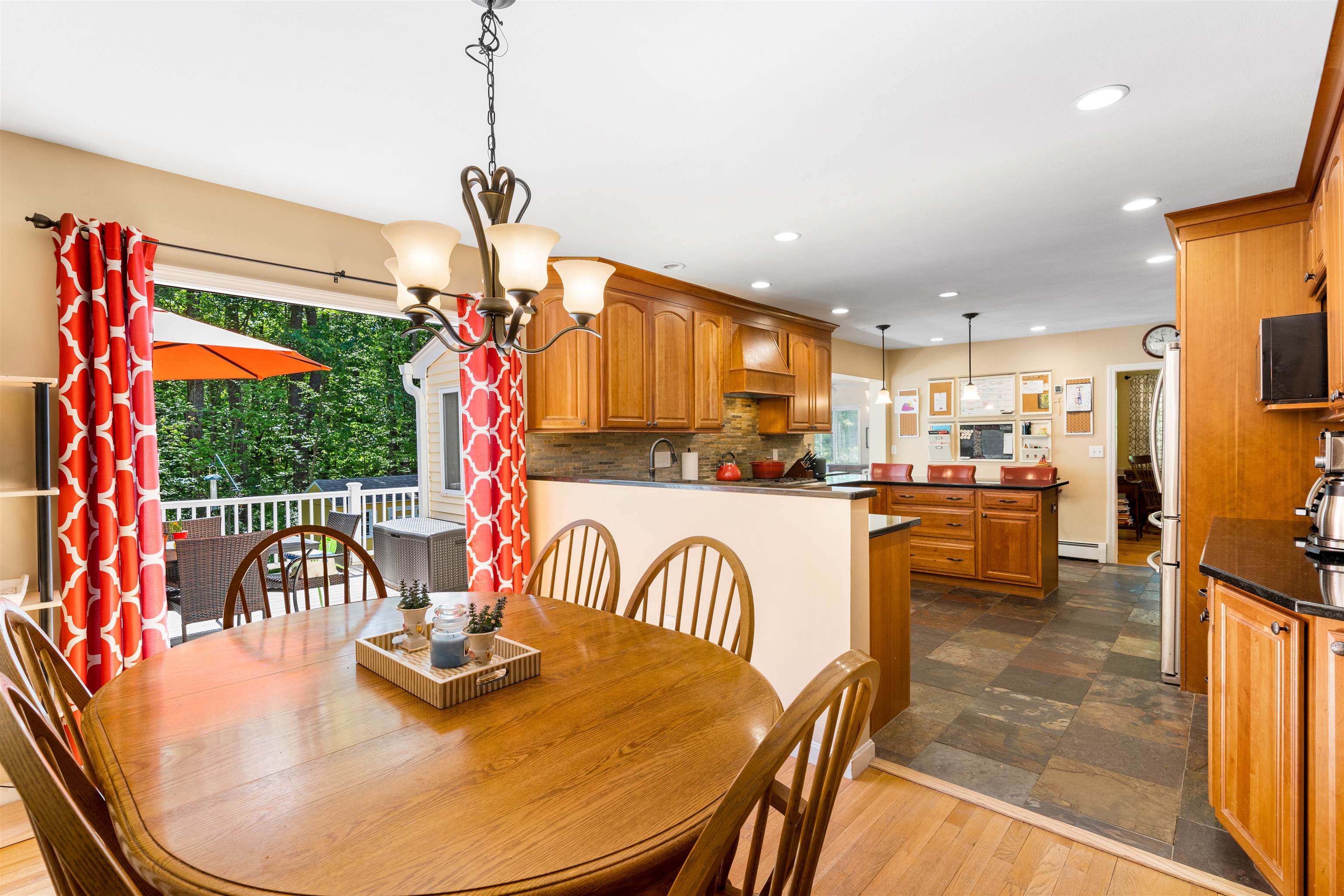 47 Old Manchester Road