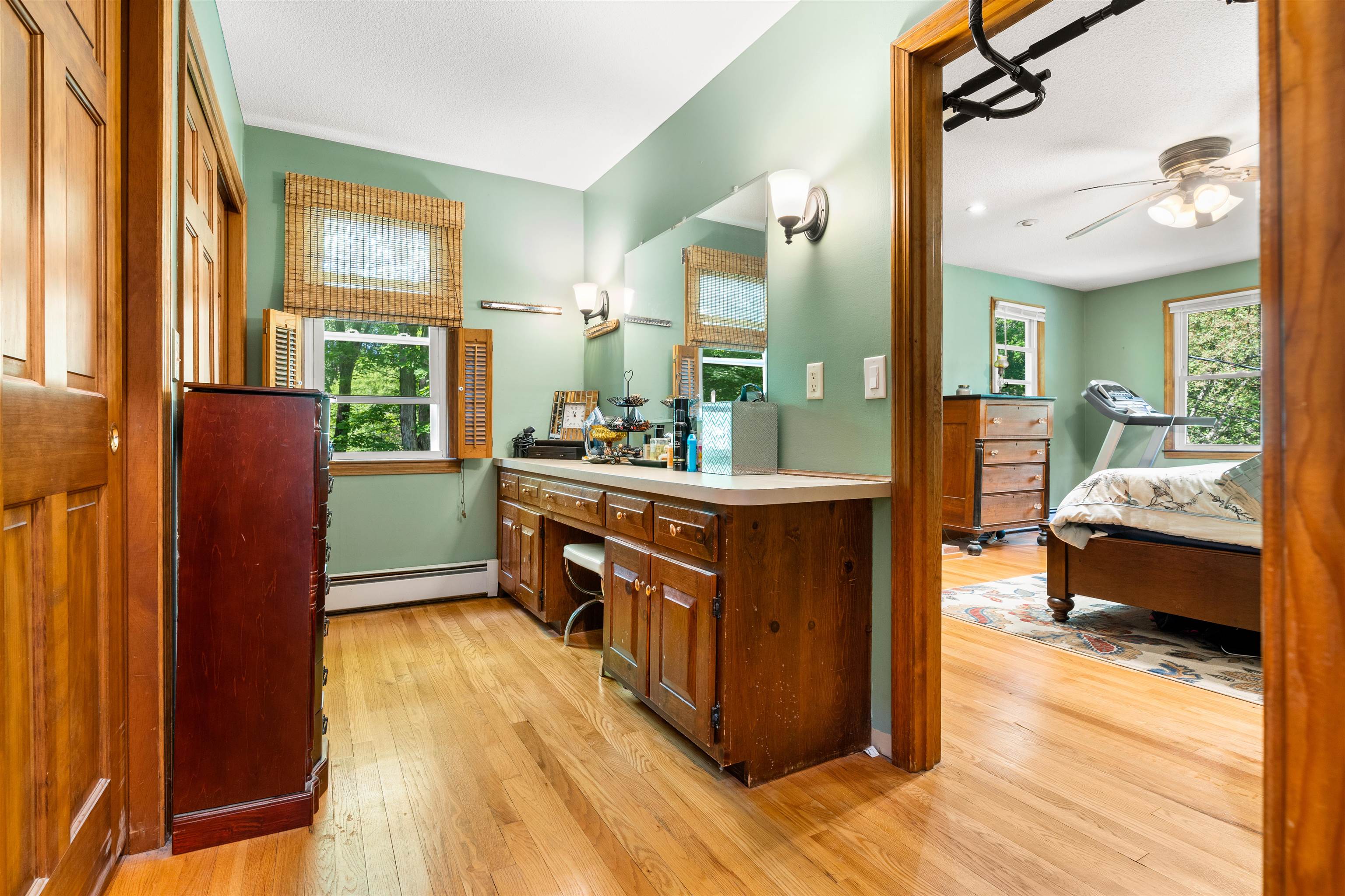 47 Old Manchester Road