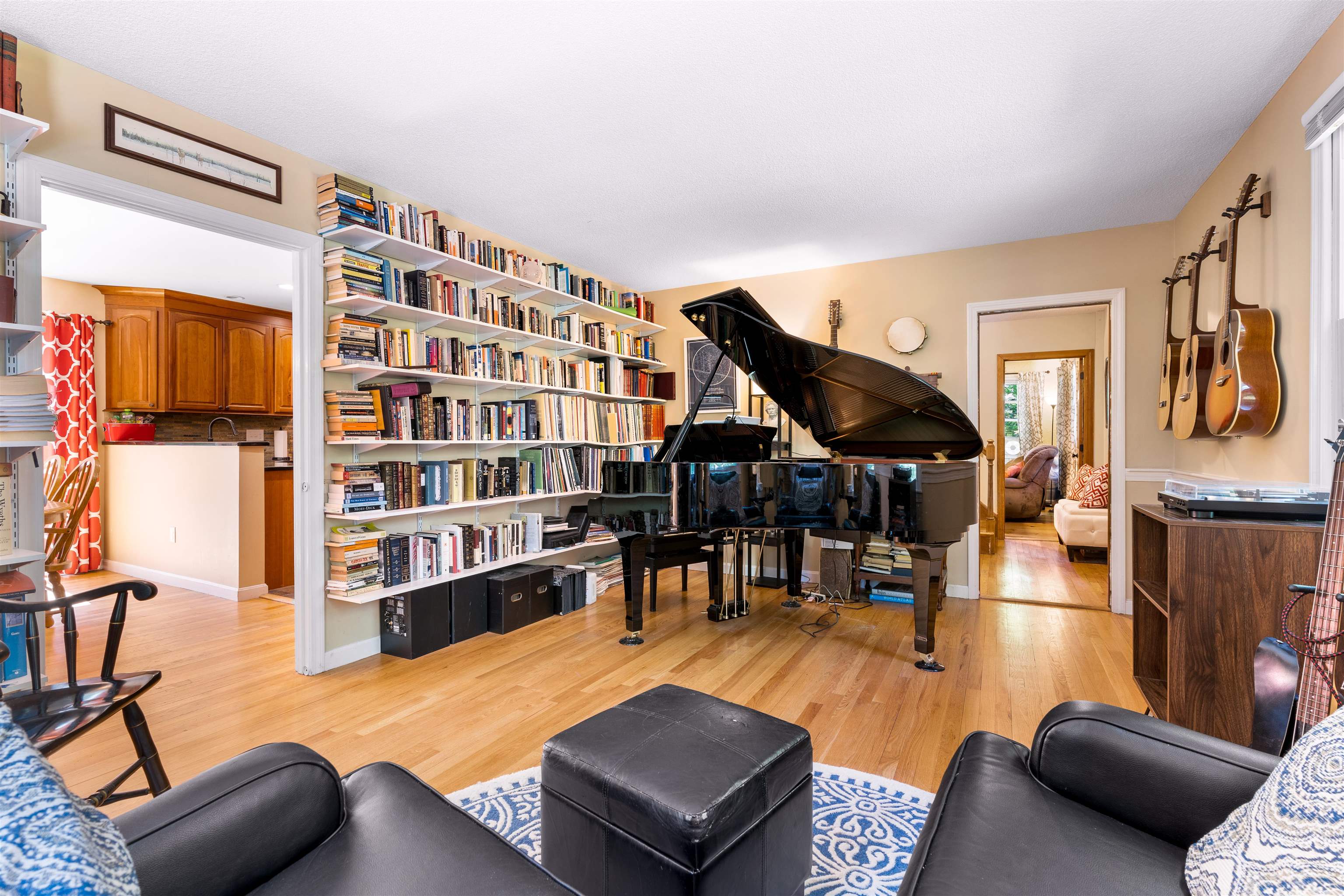 47 Old Manchester Road