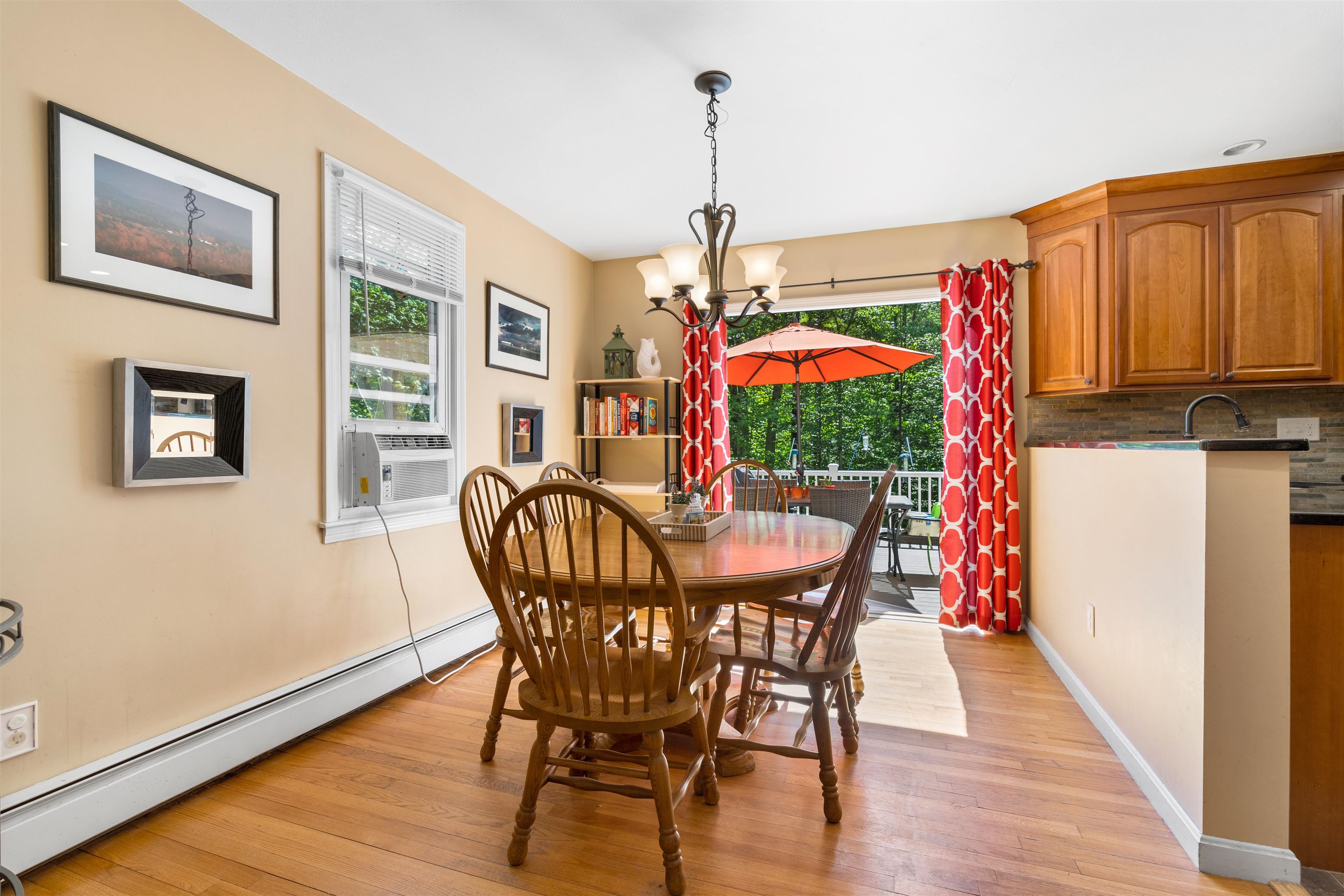 47 Old Manchester Road