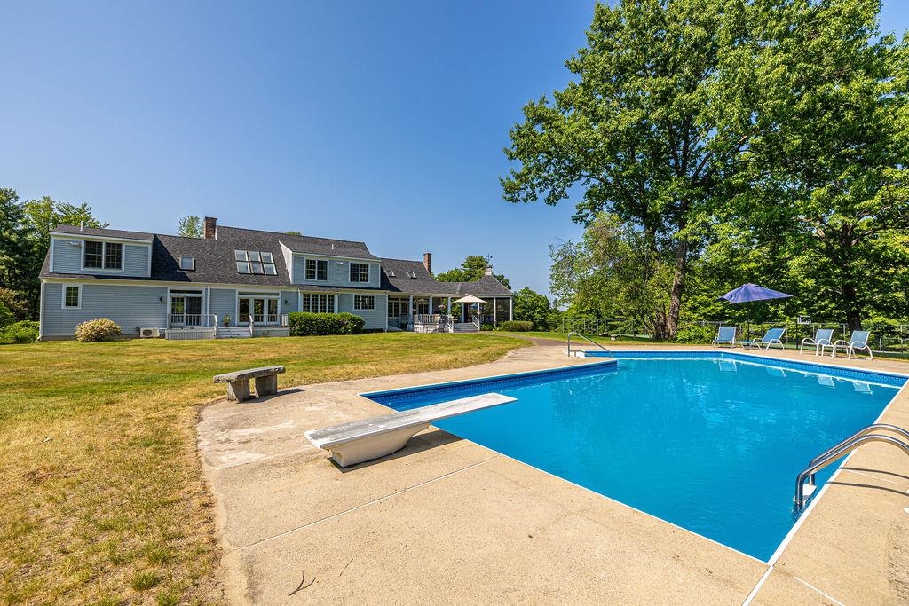 123 Old Henniker Road