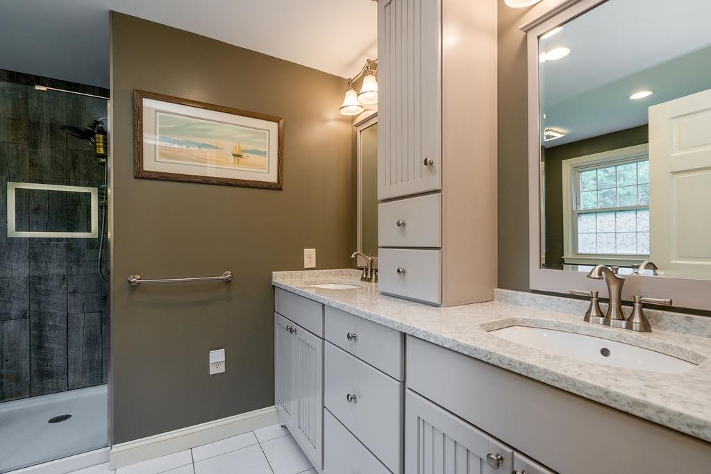 121 Baboosic Lake Road