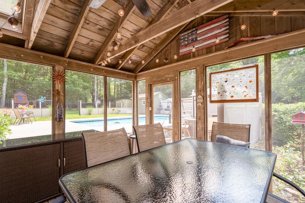 121 Baboosic Lake Road