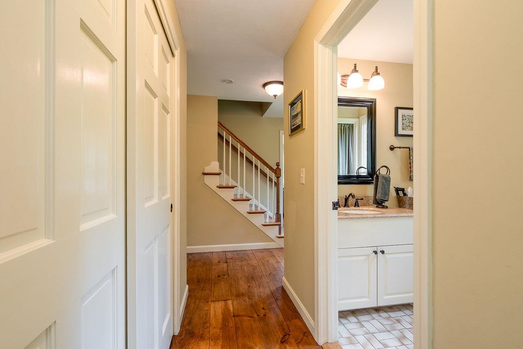 121 Baboosic Lake Road