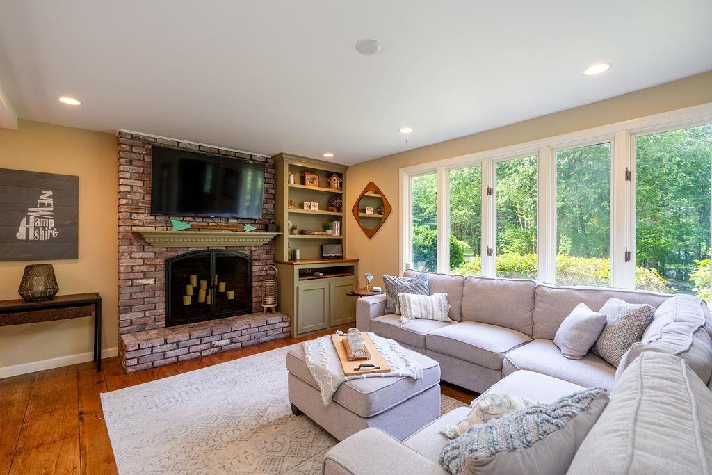 121 Baboosic Lake Road