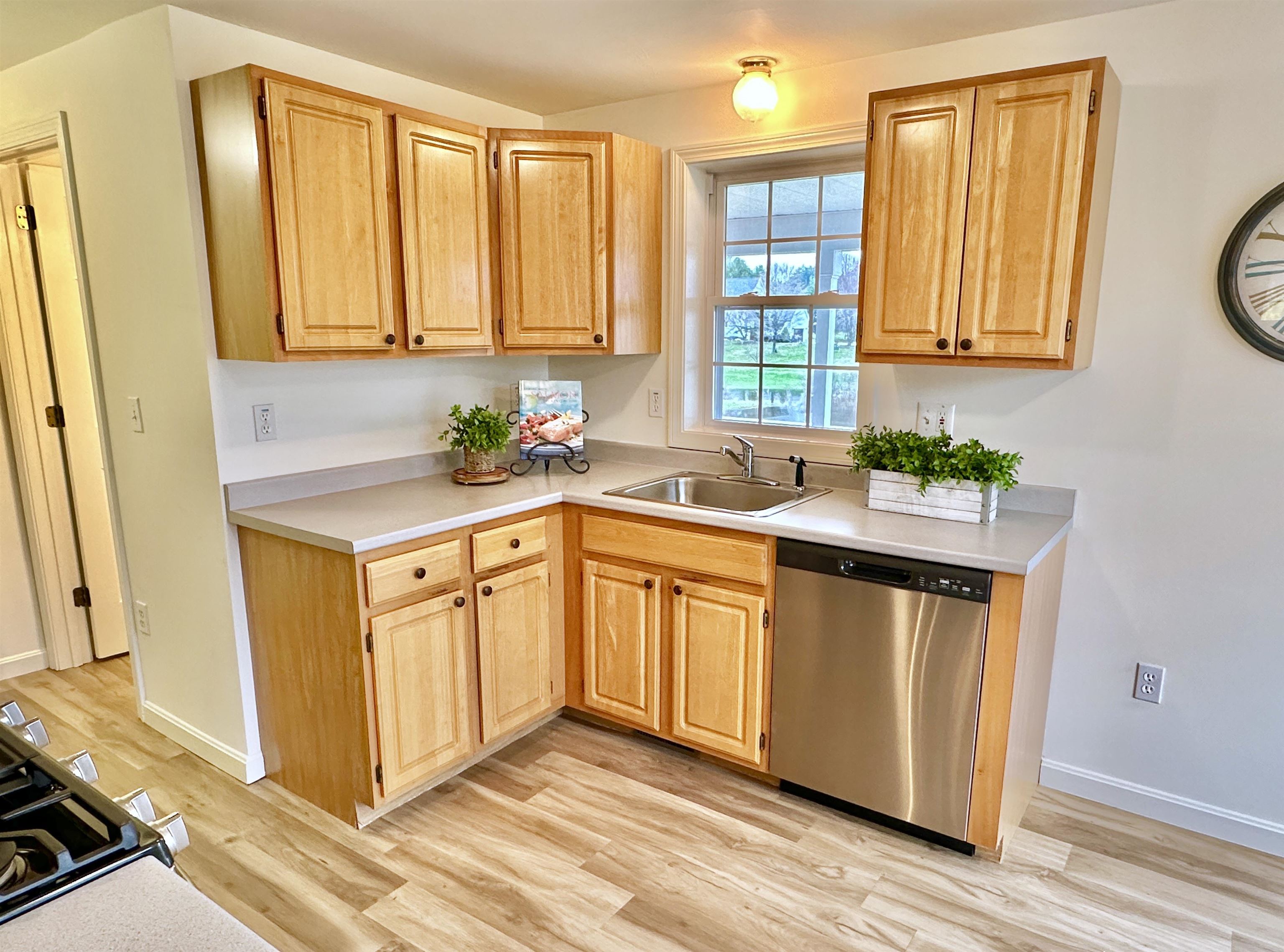 48 Ponemah Road Unit: A-4