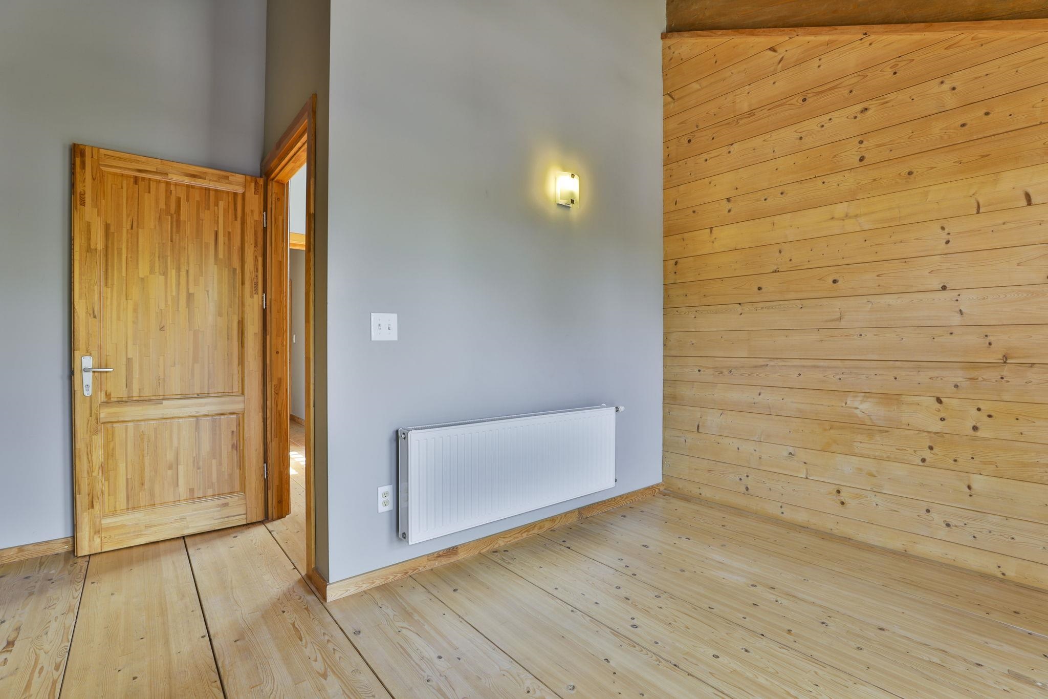 23 Vernon Street Unit: 1