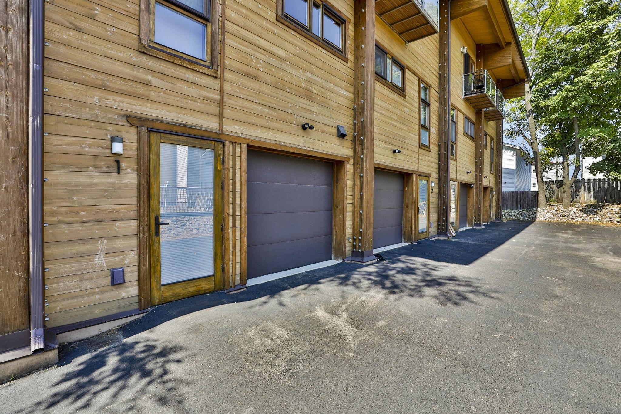 23 Vernon Street Unit: 1