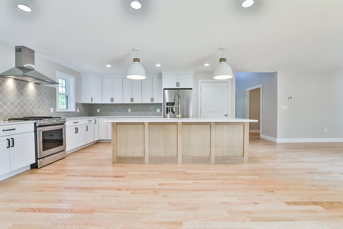 33 Countryside Drive