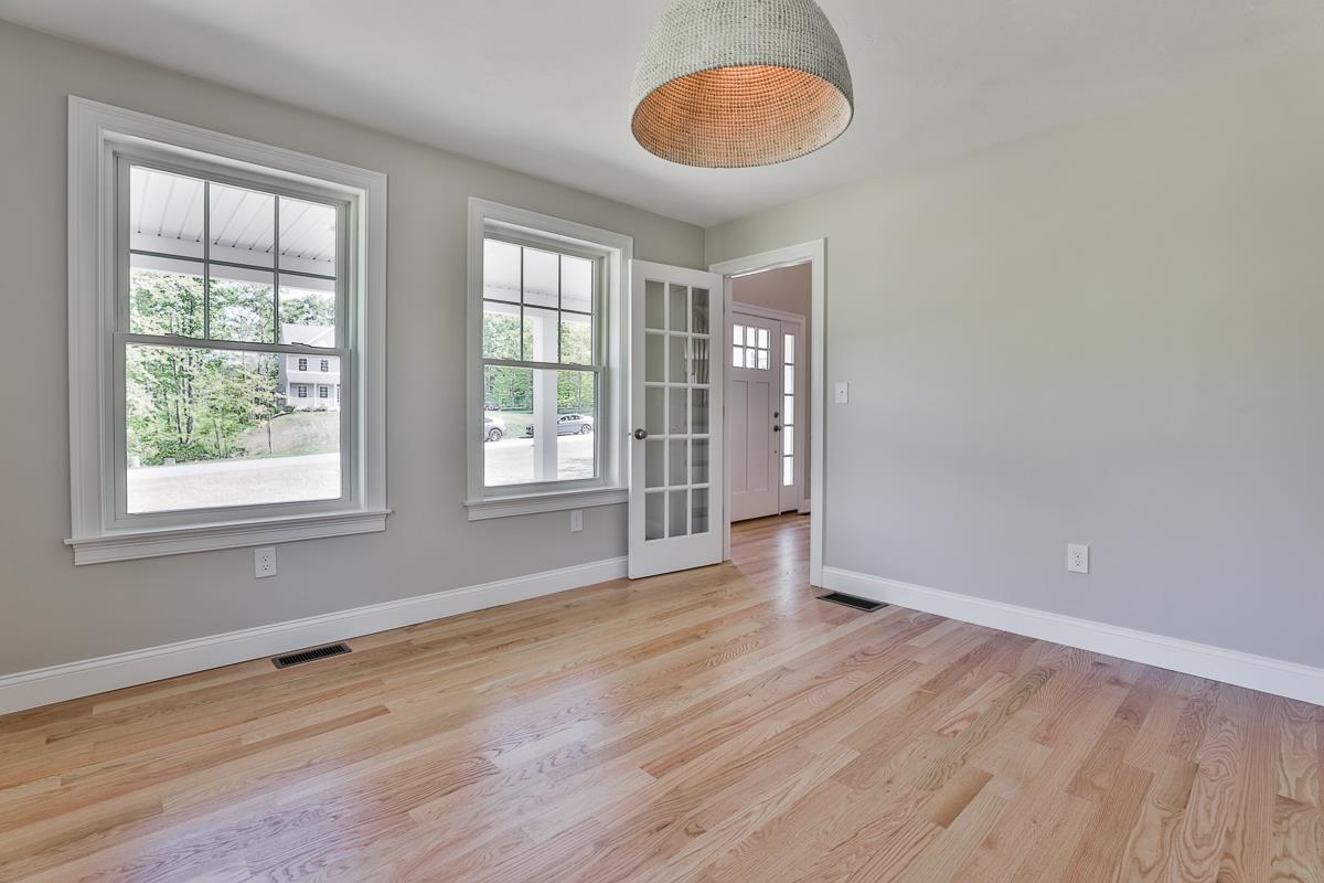 33 Countryside Drive