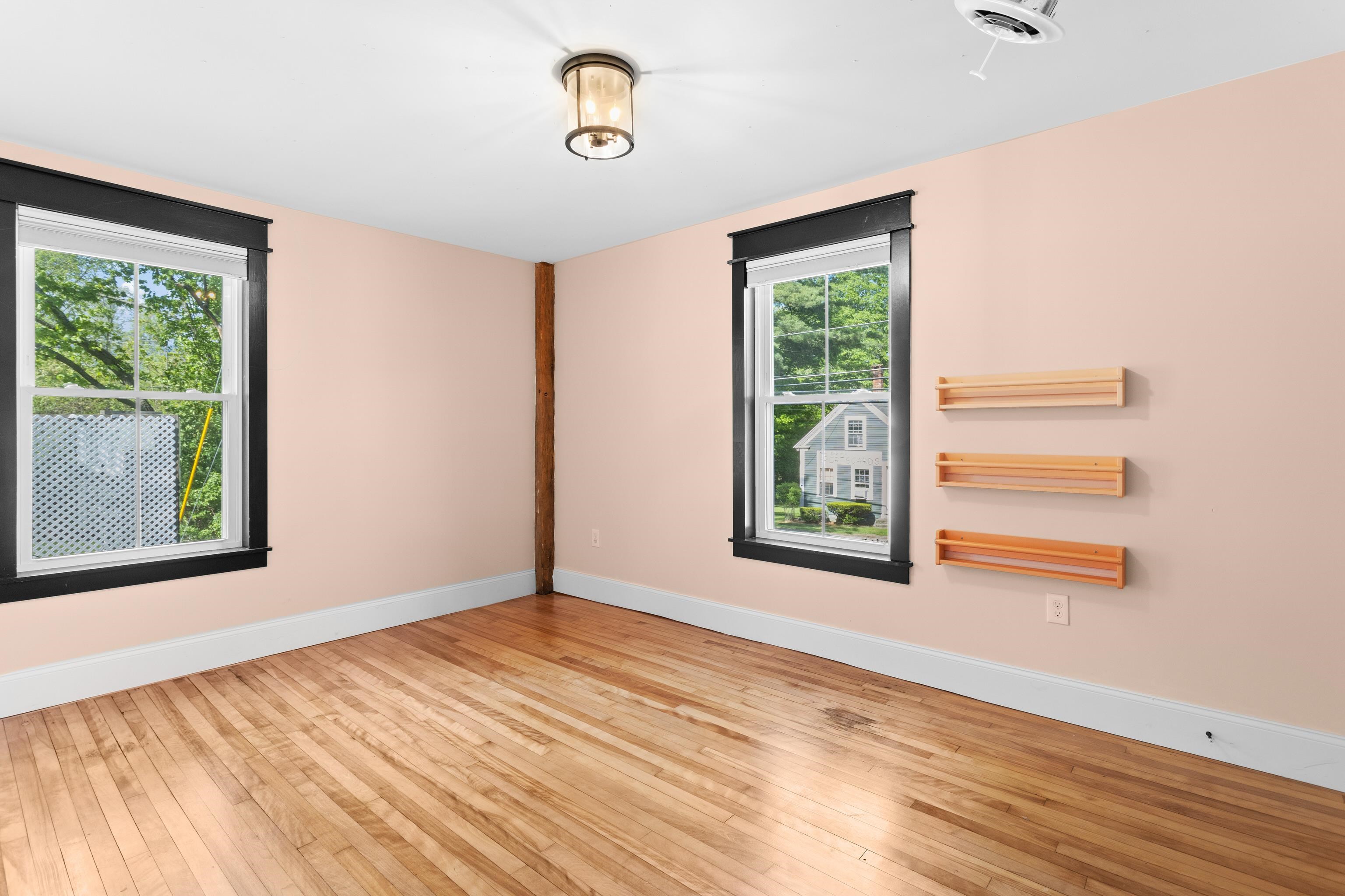 107 Ponemah Road Unit: 1A