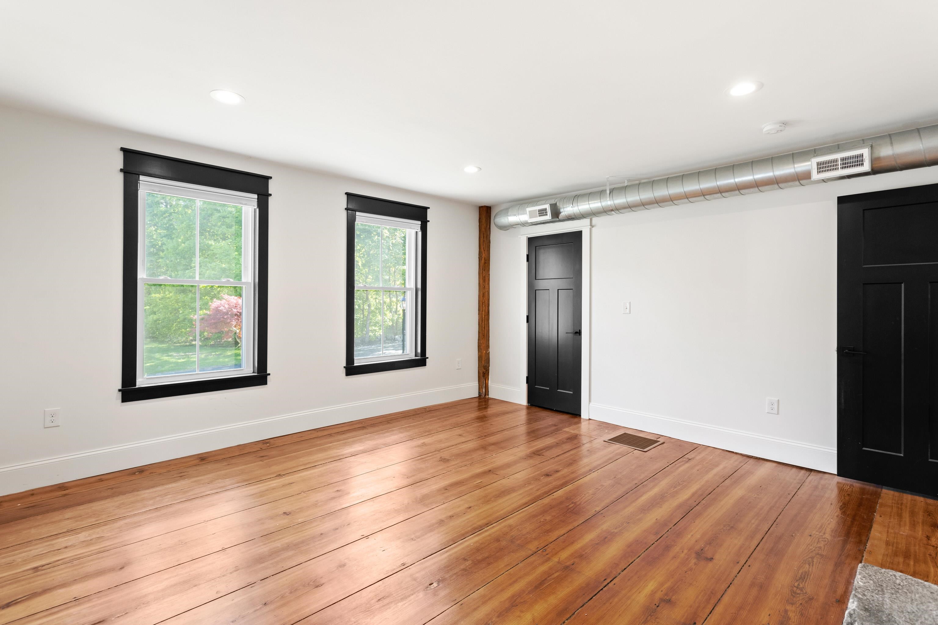 107 Ponemah Road Unit: 1A
