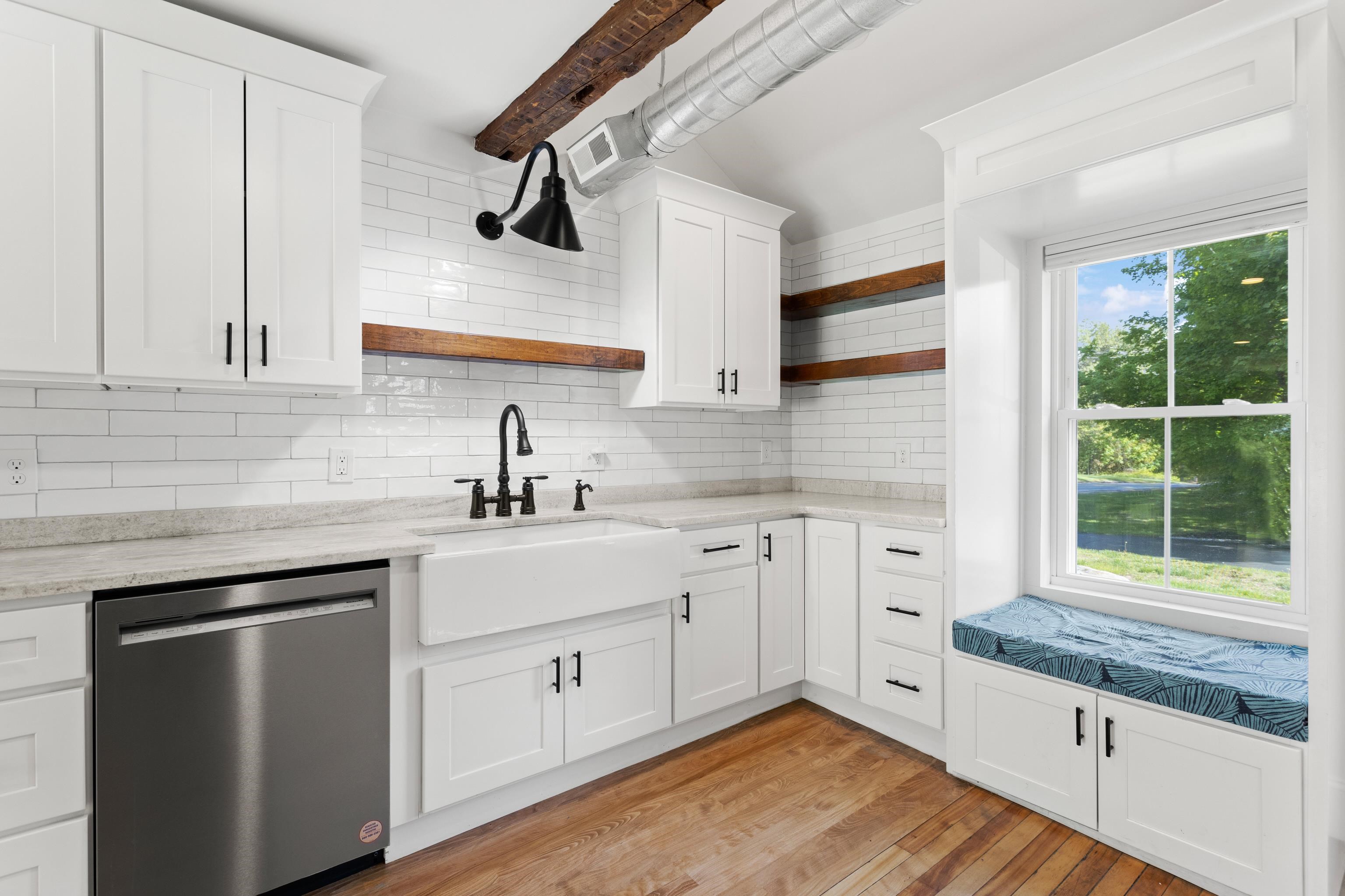 107 Ponemah Road Unit: 1A