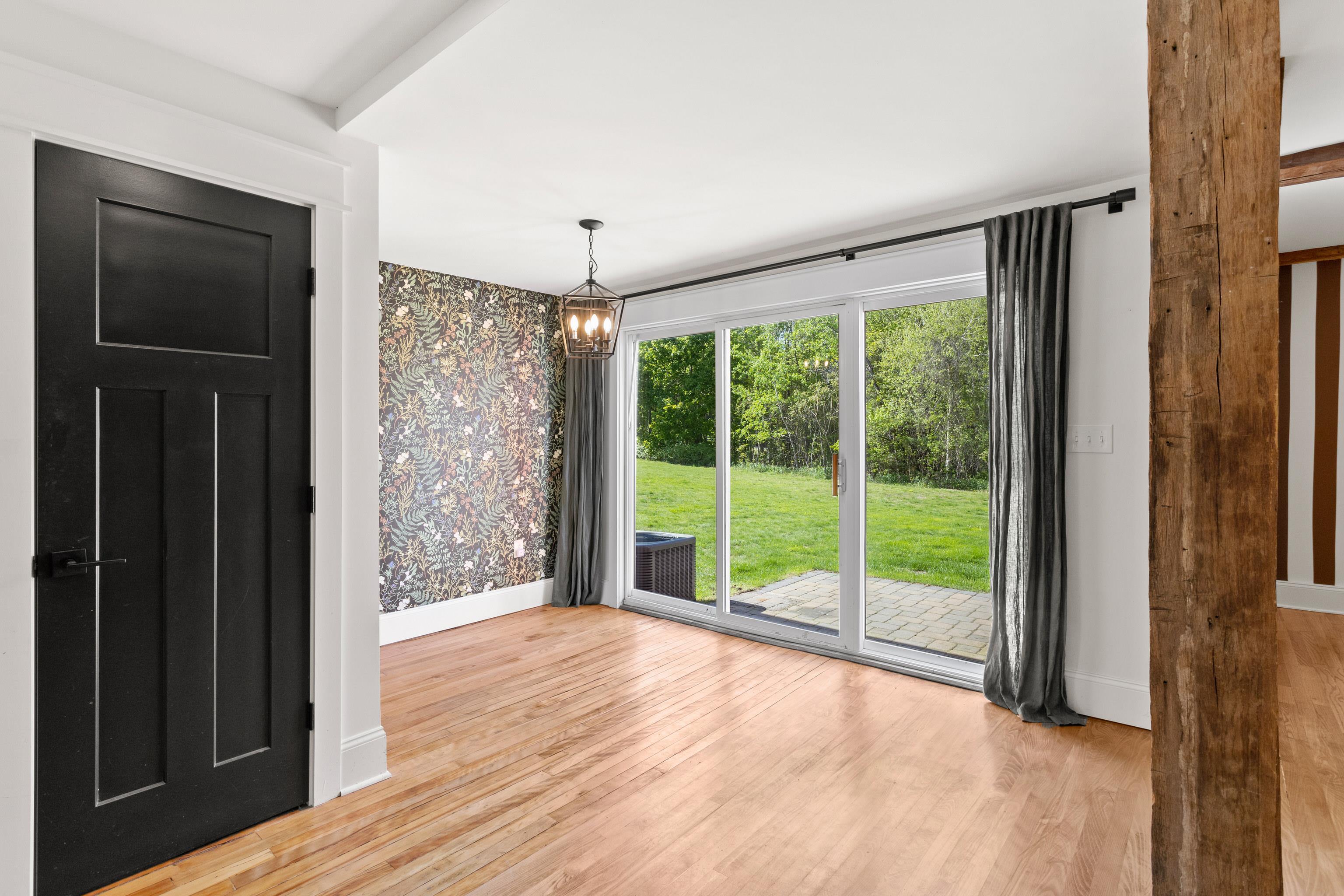 107 Ponemah Road Unit: 1A