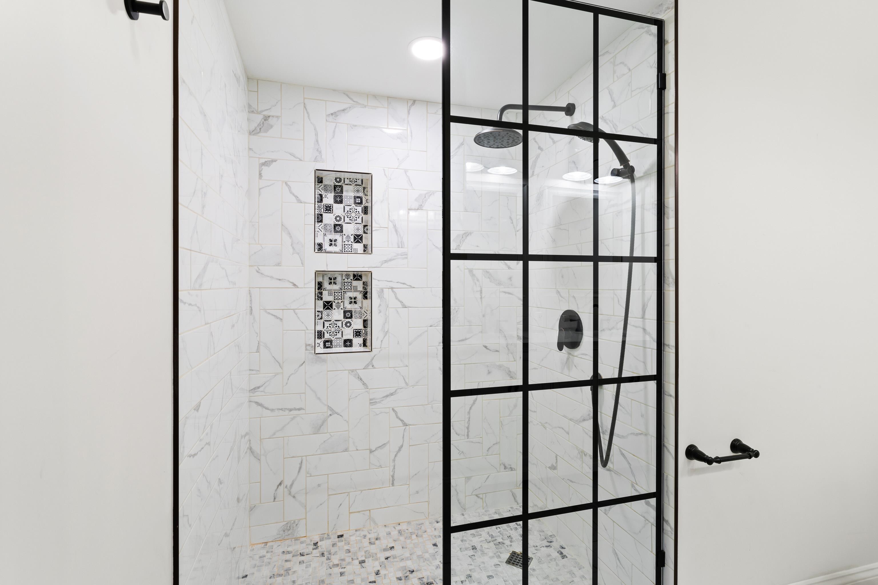 107 Ponemah Road Unit: 1A