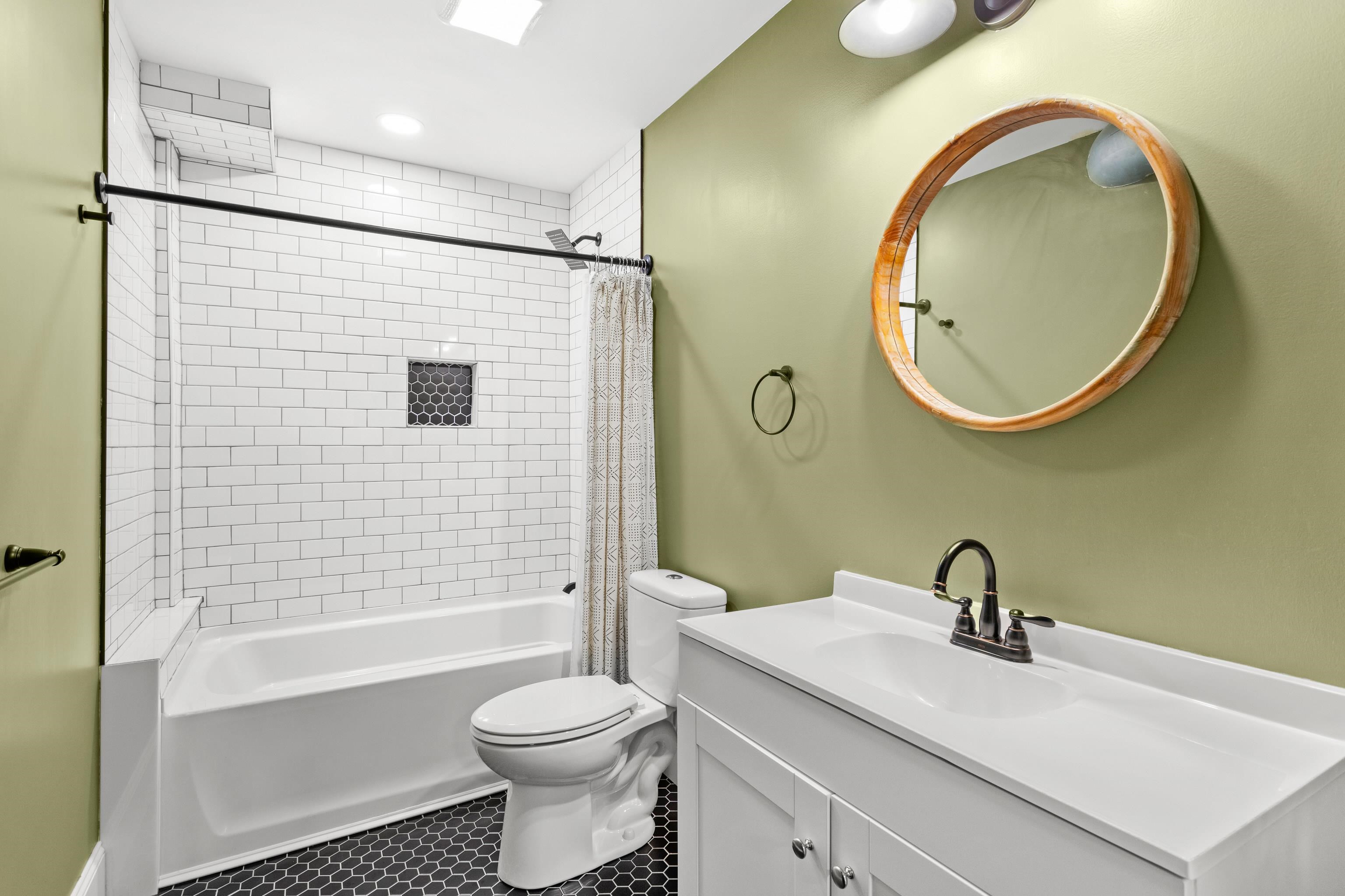 107 Ponemah Road Unit: 1A