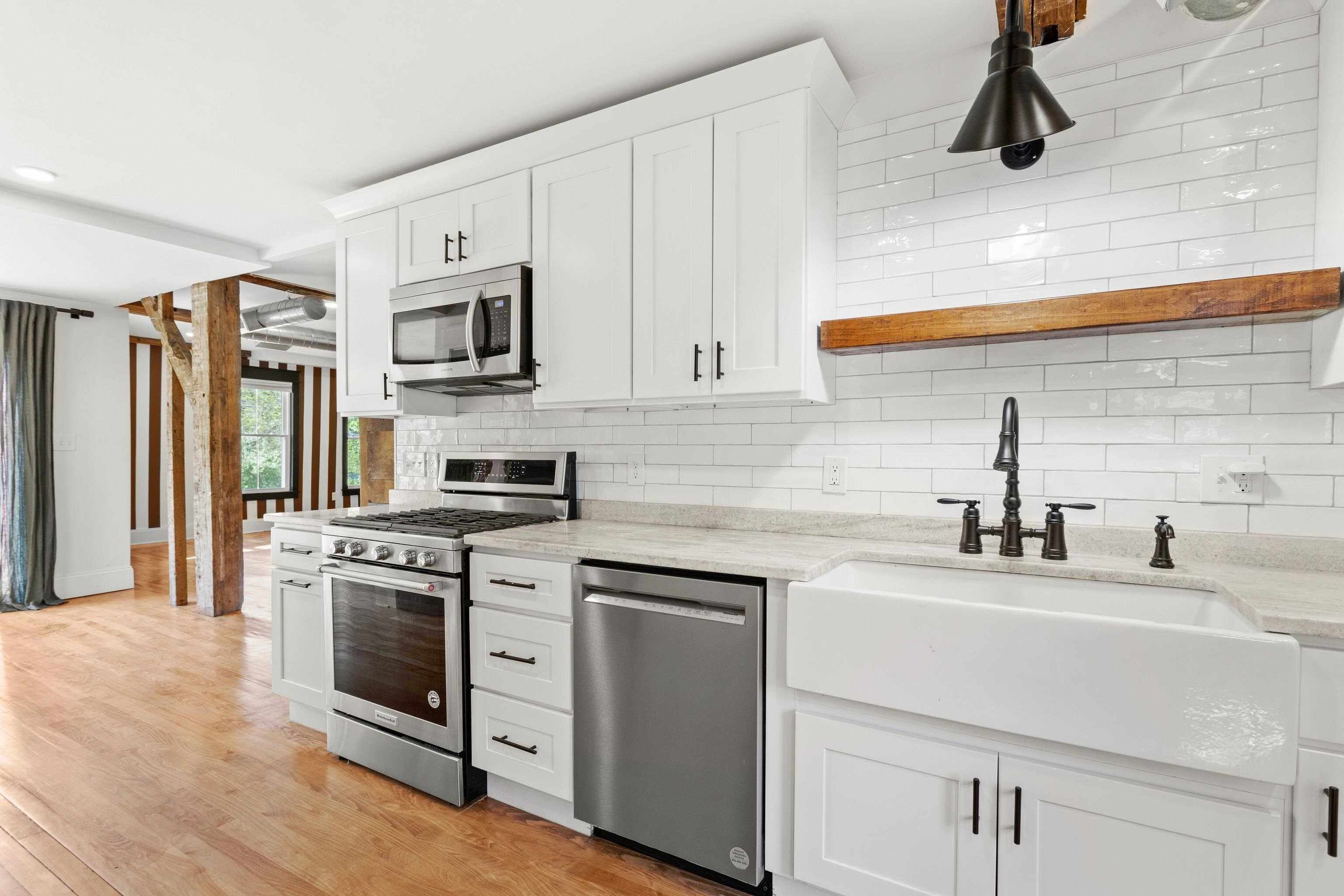 107 Ponemah Road Unit: 1A