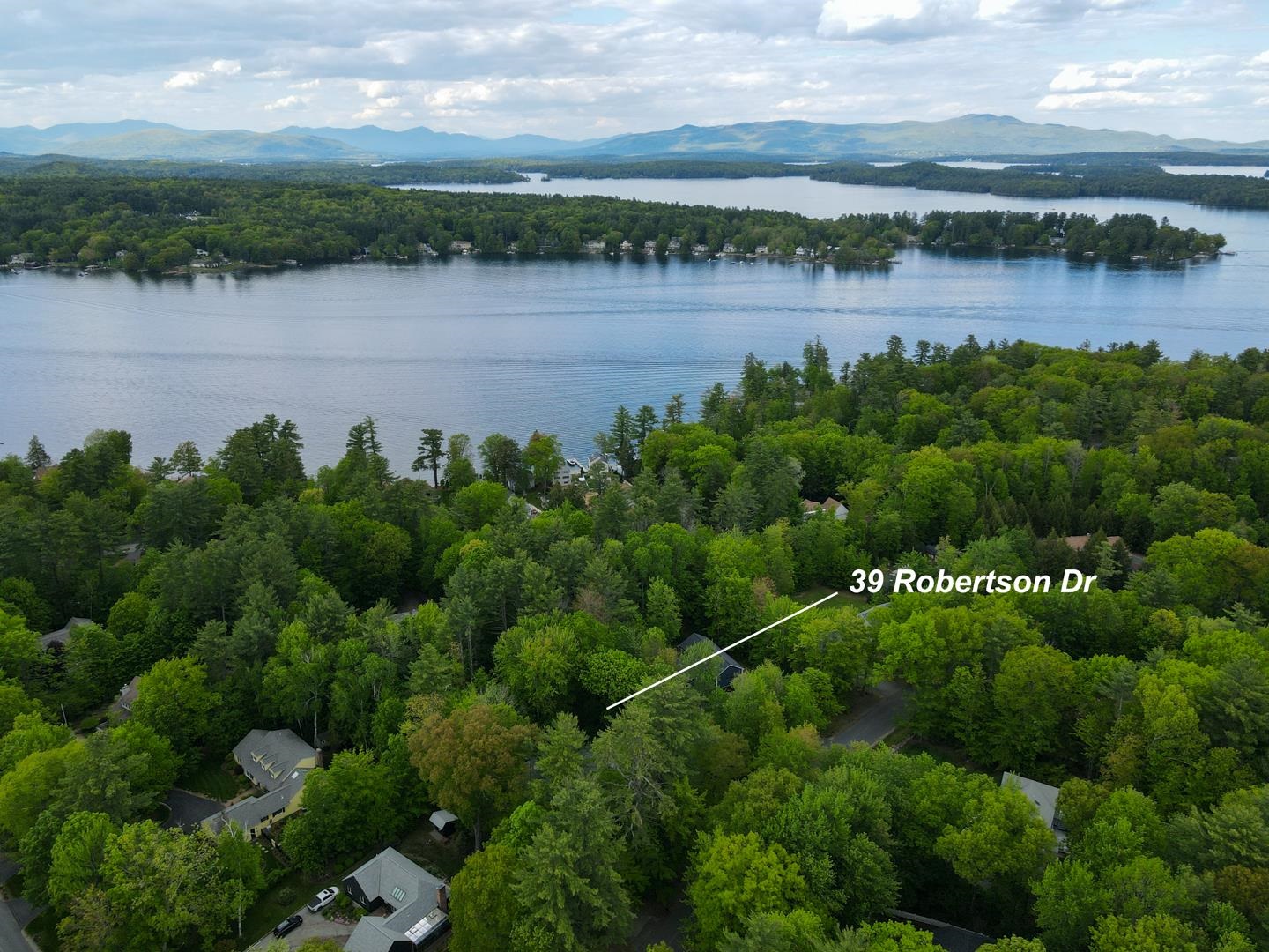 39 Robertson Drive