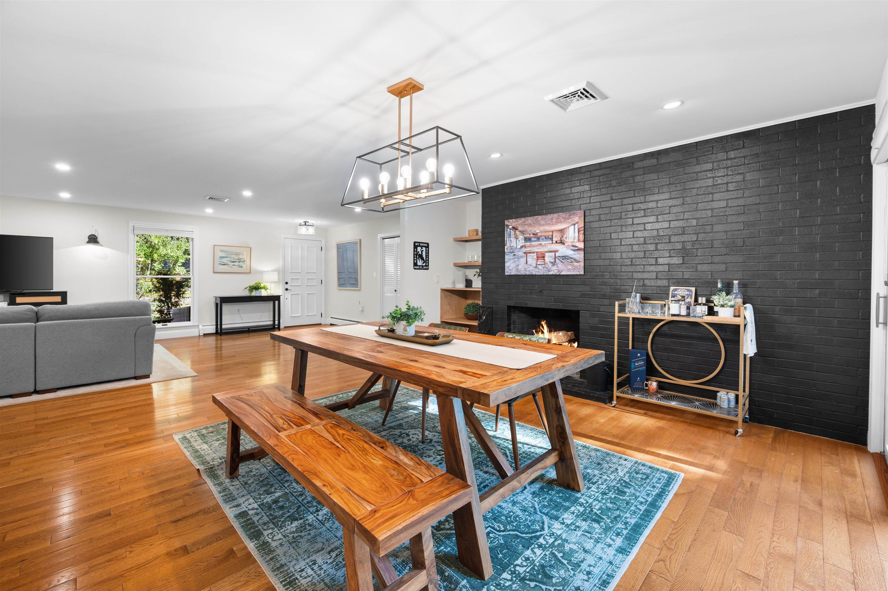 16 Hemlock Hill Road