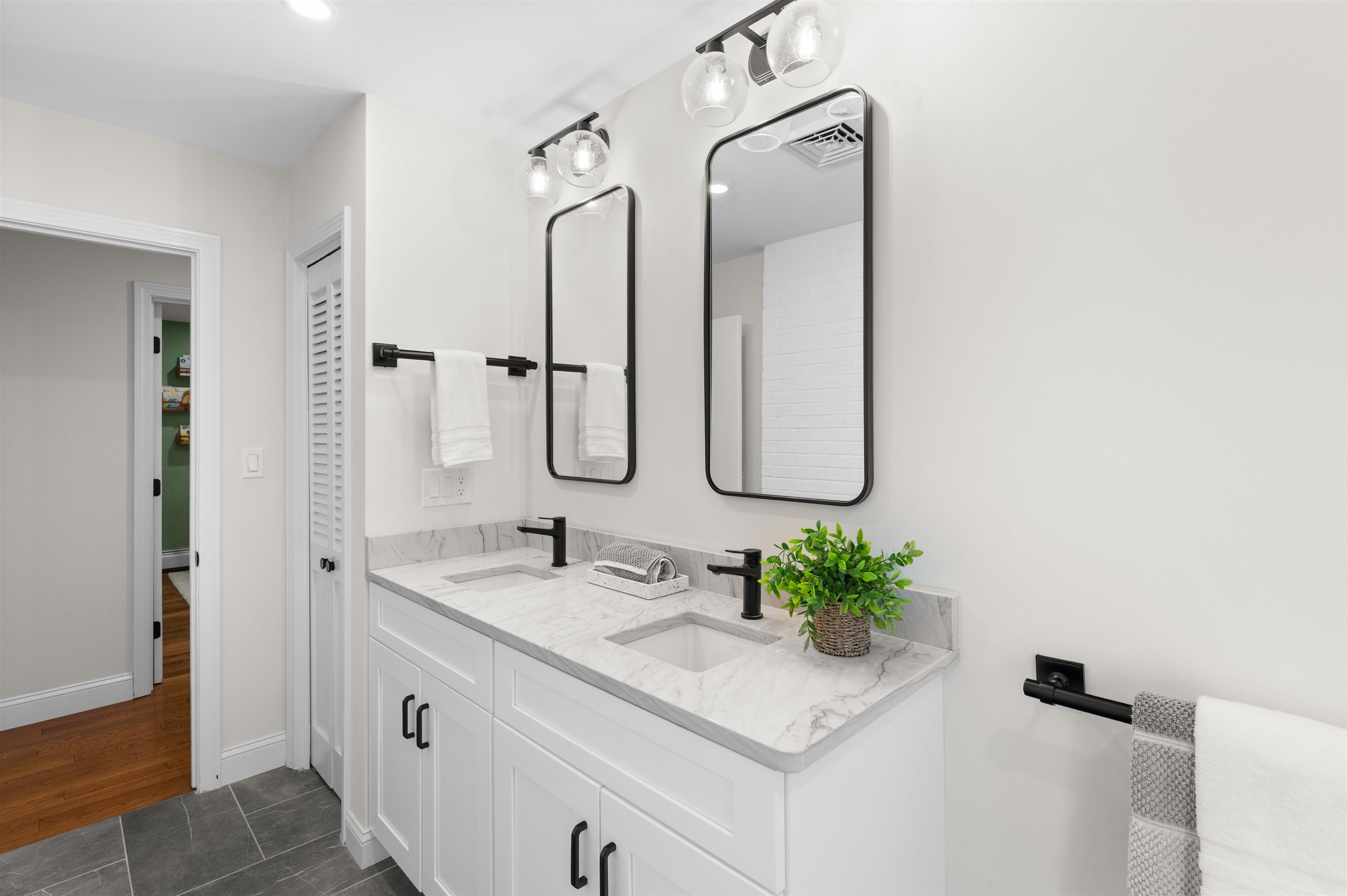 16 Hemlock Hill Road