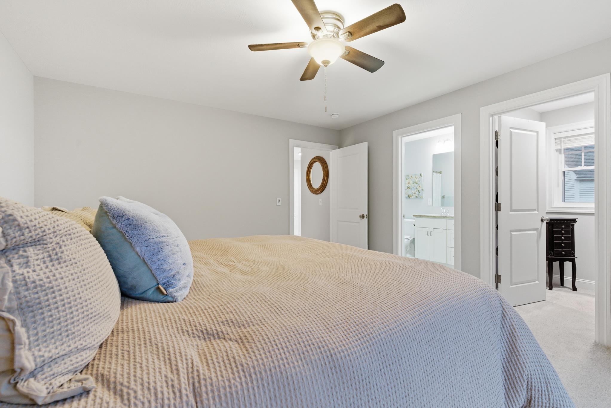 599 W Hollis Street Unit: B