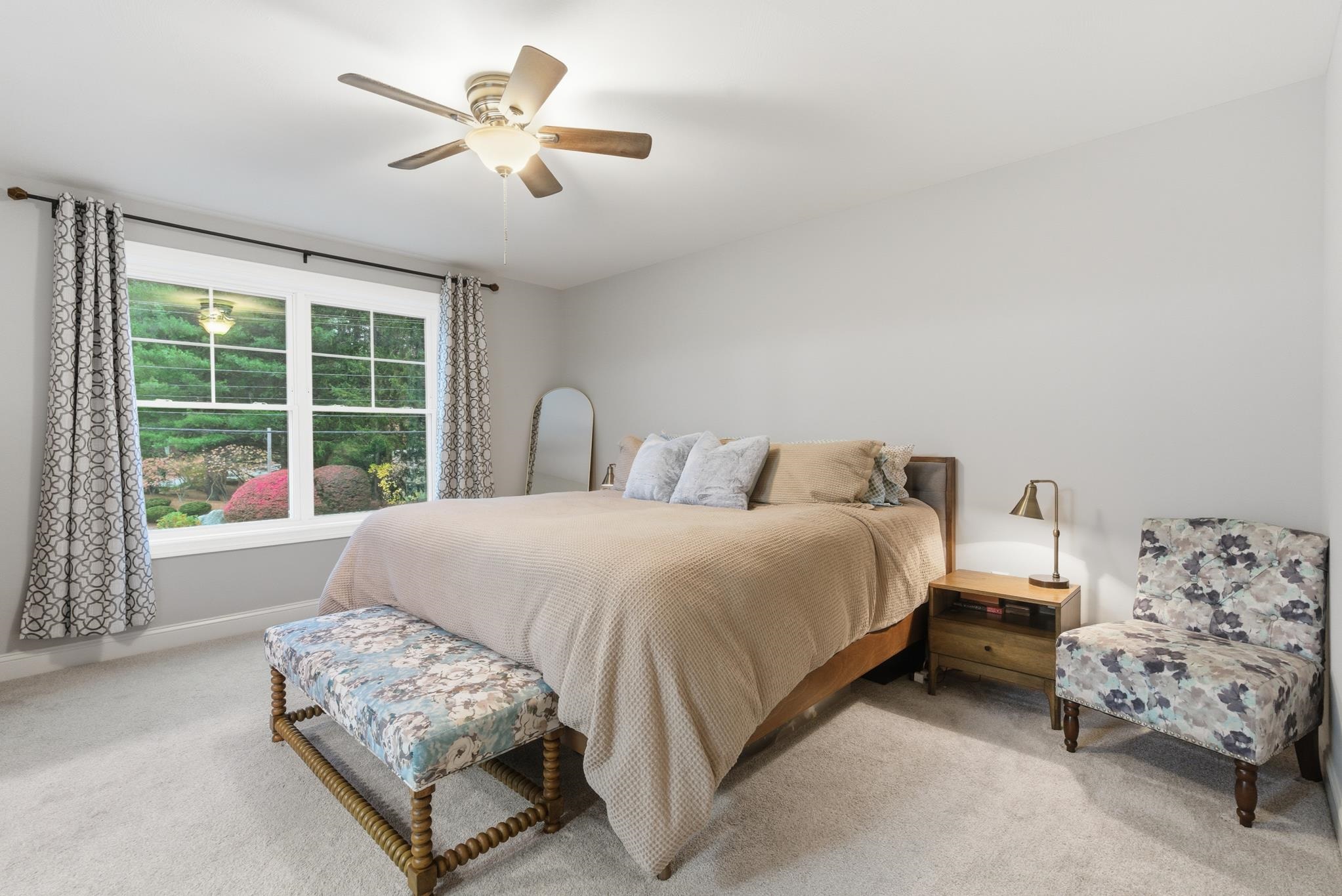 599 W Hollis Street Unit: B