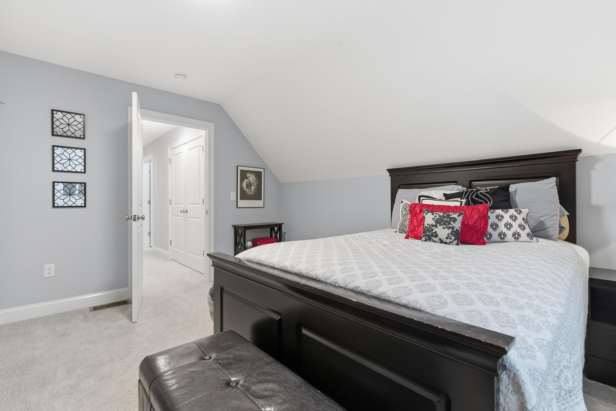 599 W Hollis Street Unit: B