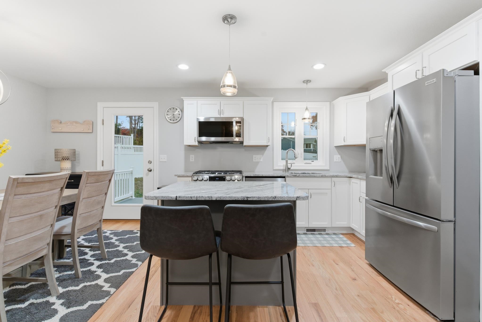 599 W Hollis Street Unit: B