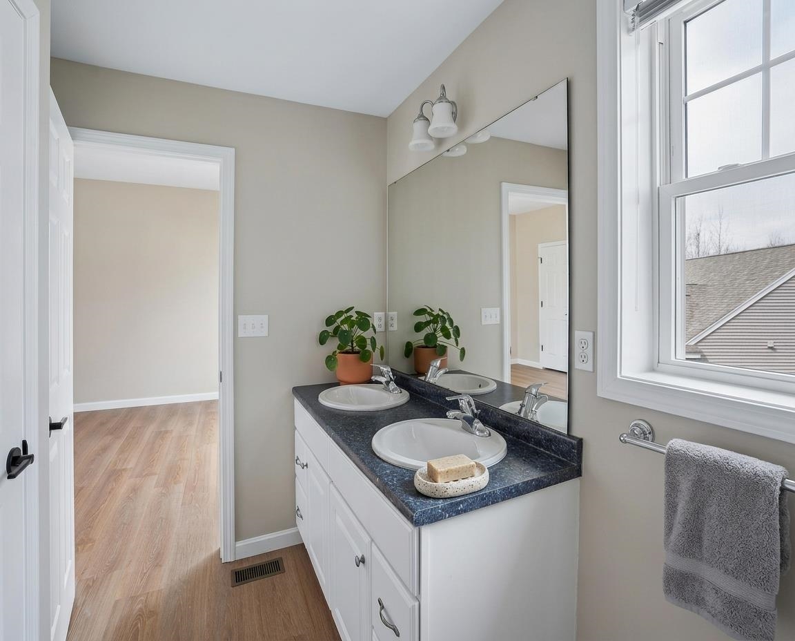 37 Reserve Way