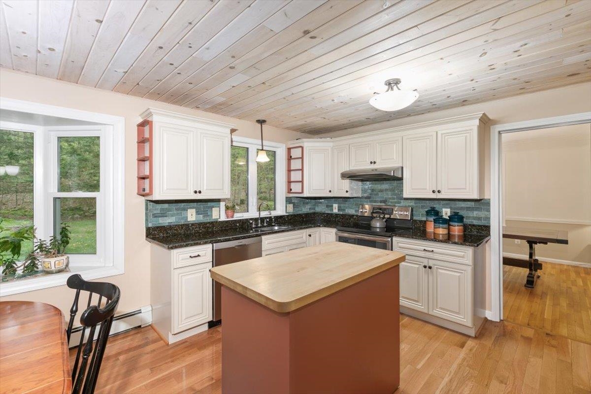 18 Winterberry Drive