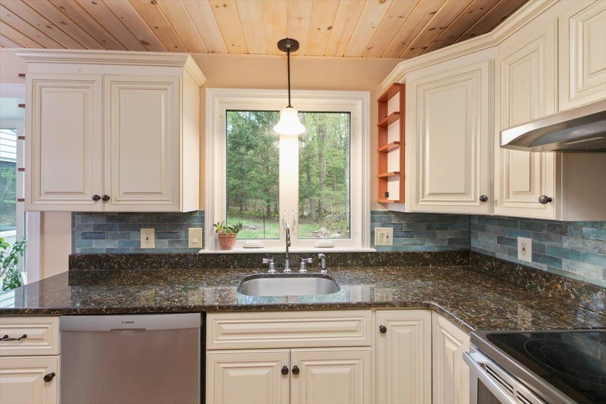 18 Winterberry Drive