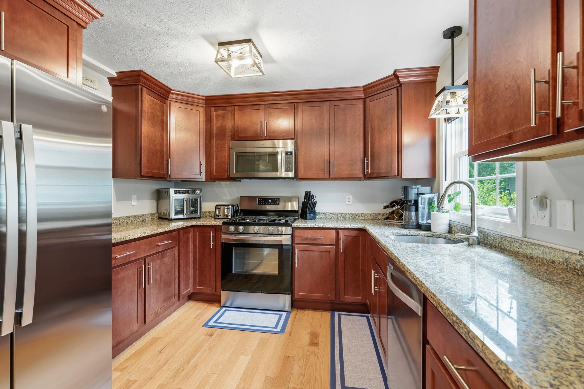 6 Veterans Road Unit: 14