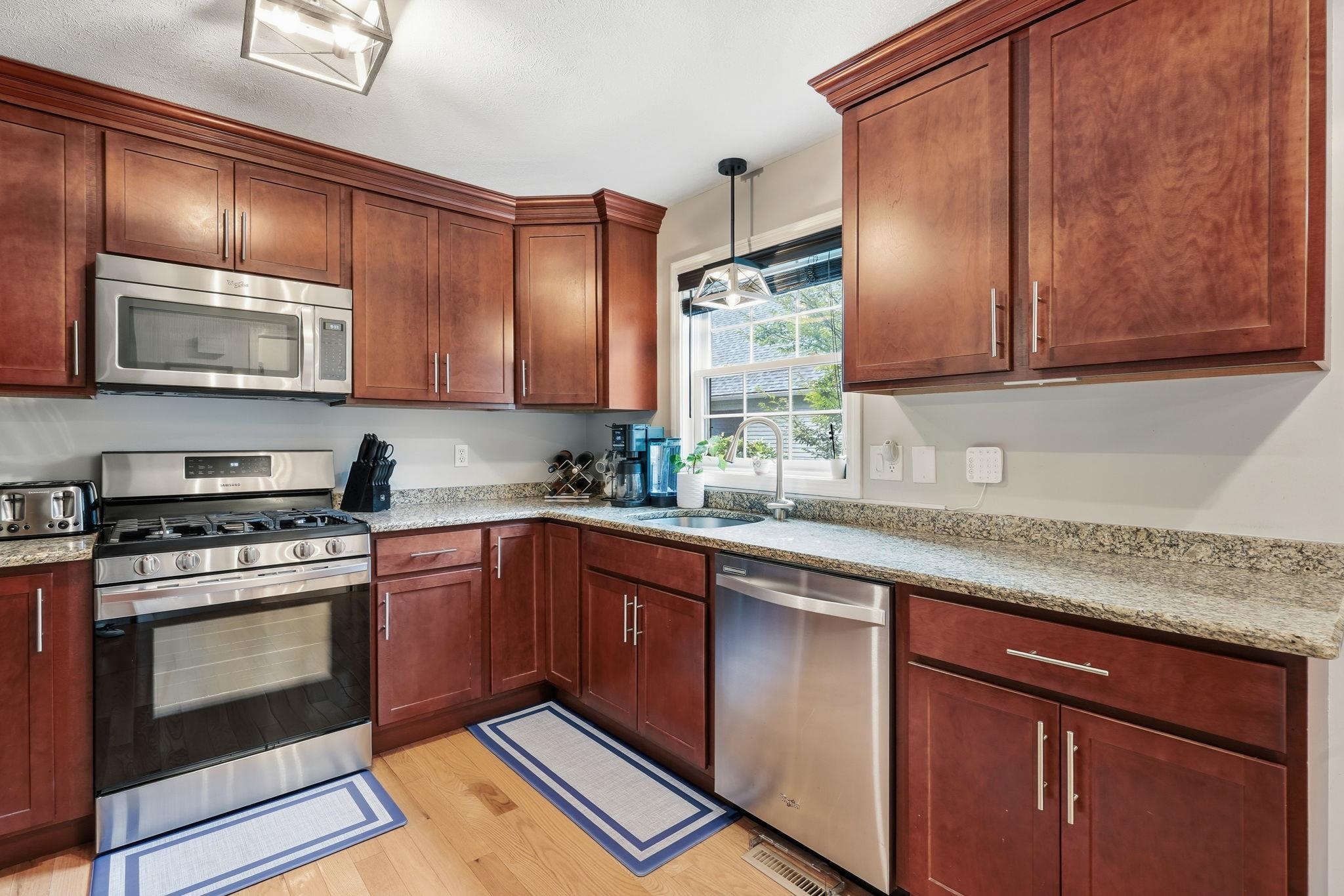 6 Veterans Road Unit: 14