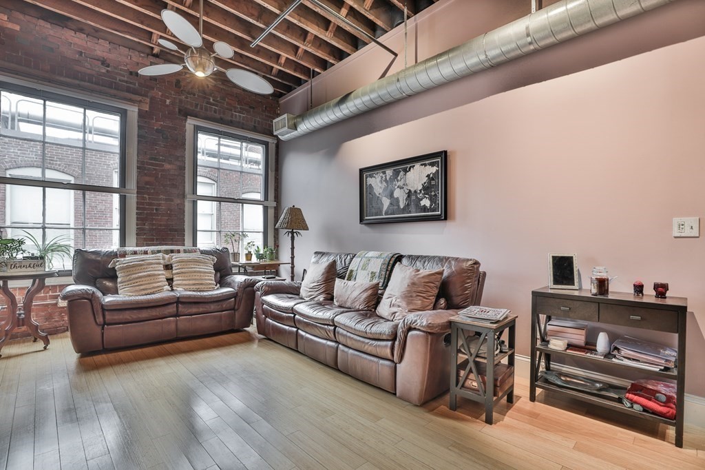 61 Market Street # 4D