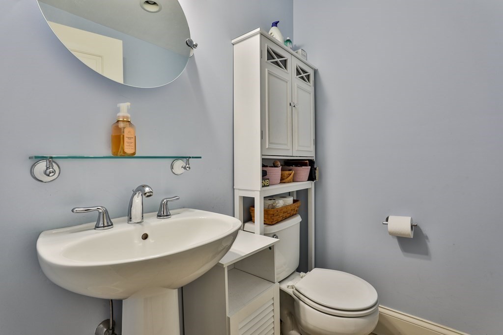 61 Market Street # 4D