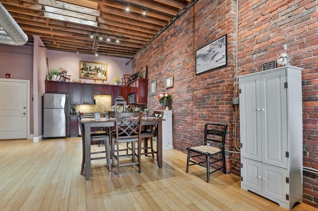 61 Market Street # 4D