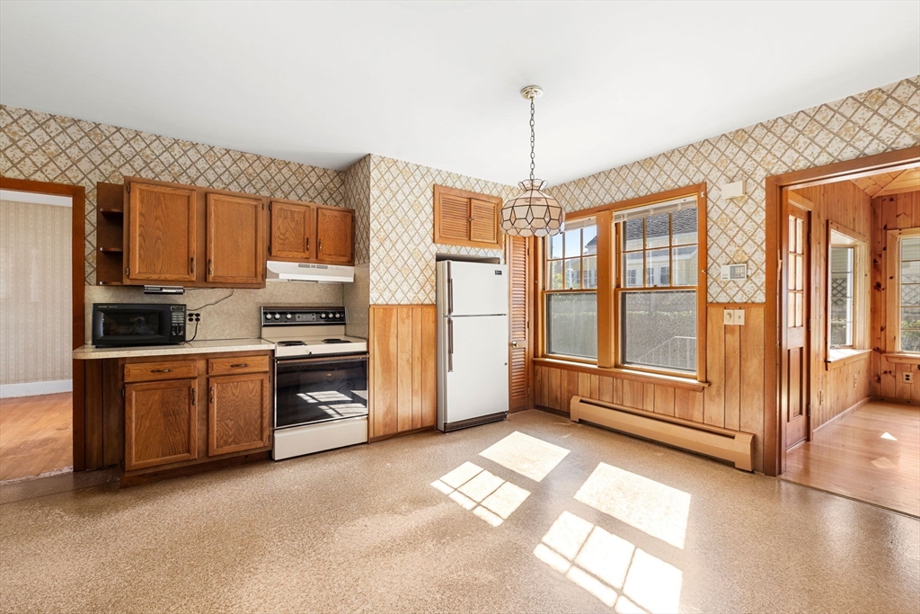 24 Sherbrook Ave, Worcester